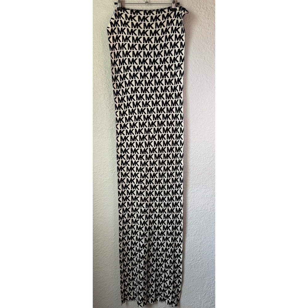 MICHAEL KORS MK Logo Print Scarf‎ Wrap Shawl Black White